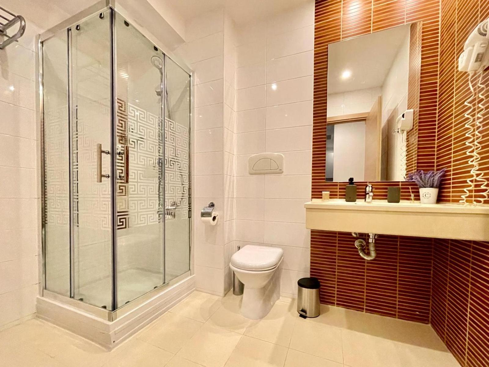 Yamaluxe Apartments - Silent & Primitive With Relaxing Area Bucarest Esterno foto